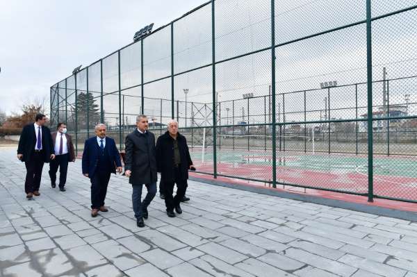 Başkan Çınar, İnönü Mahallesi spor kompleksini inceledi - Malatya haber