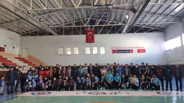 Floor curlingte şampiyonlar belli oldu - Erzurum haber