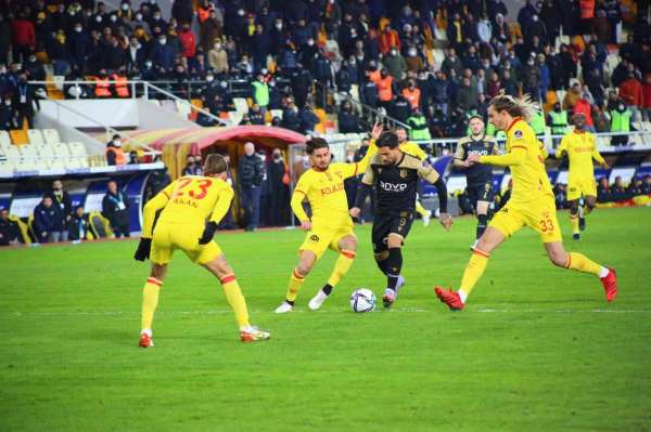 Süper Toto Süper Lig: Yeni Malatyaspor: 1 - Göztepe: 1 İilk yarı - Malatya haber