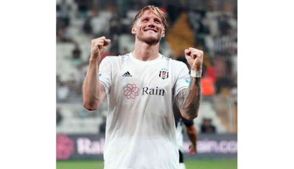 Beşiktaş en golcü oyuncusunu kaybetti