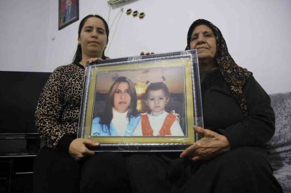 Reyhanlı patlamasında evladını ve kardeşini kaybeden anne: 'Katil Esad'ın ülkesini terk edip kaçıp gitmesiyle