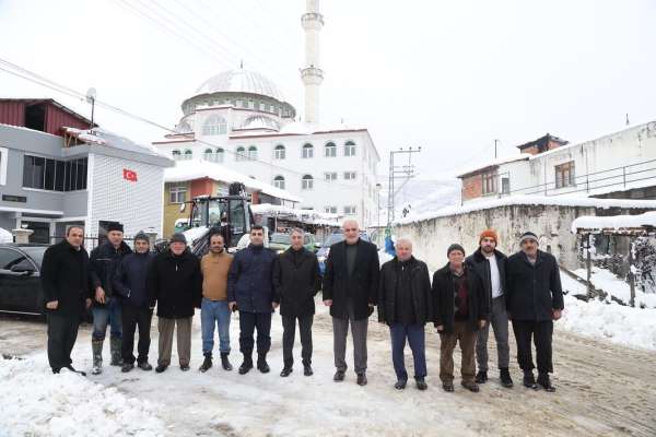 Canik'te kar mesaisi: Kaymakam Aydın ve Başkan Sandıkçı sahada
