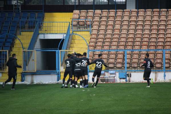 2. Lig Kırmızı Grup: Kardemir Karabükspor: 0 - Bayburt Özel İdarespor: 3 