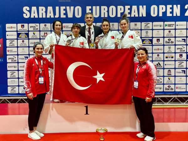 Bartın Üniversitesi öğrencisi Hasret Bozkurt, Avrupa açıkta bronz madalya aldı