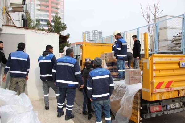 Eksim Holding'den deprem bölgelerine 400 milyon liralık yardım