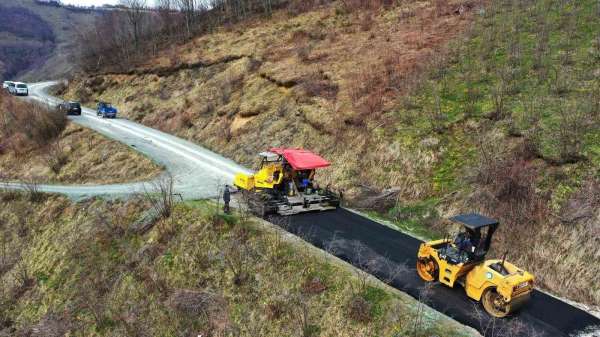 Ordu'da sıcak asfalt çalışmaları sürüyor