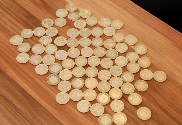 Şehit aileleri için topladığı parayı 'Biz bize Yeteriz Türkiyem' kampanyasına ba