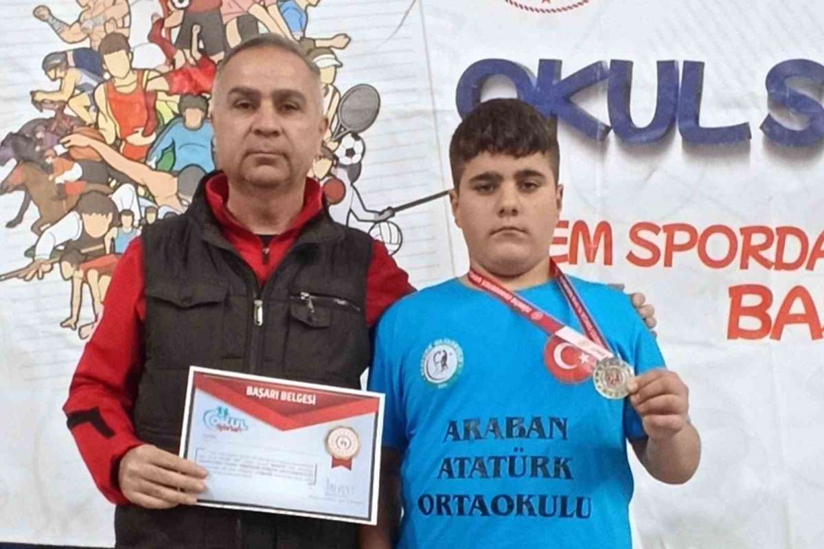 Arabanlı öğrenci, Türkiye Tekvando Şampiyonası'nda Gaziantep'i temsil edecek