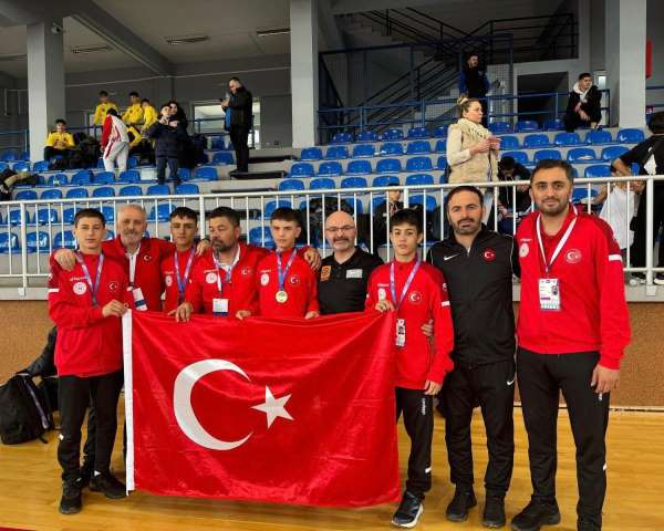 Bakan Bak: 'Okul sporlarındaki başarılar yarınların habercisidir'