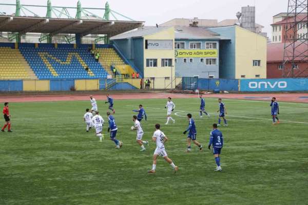 Erciyes 38 FK, Ağrı'dan puanla döndü