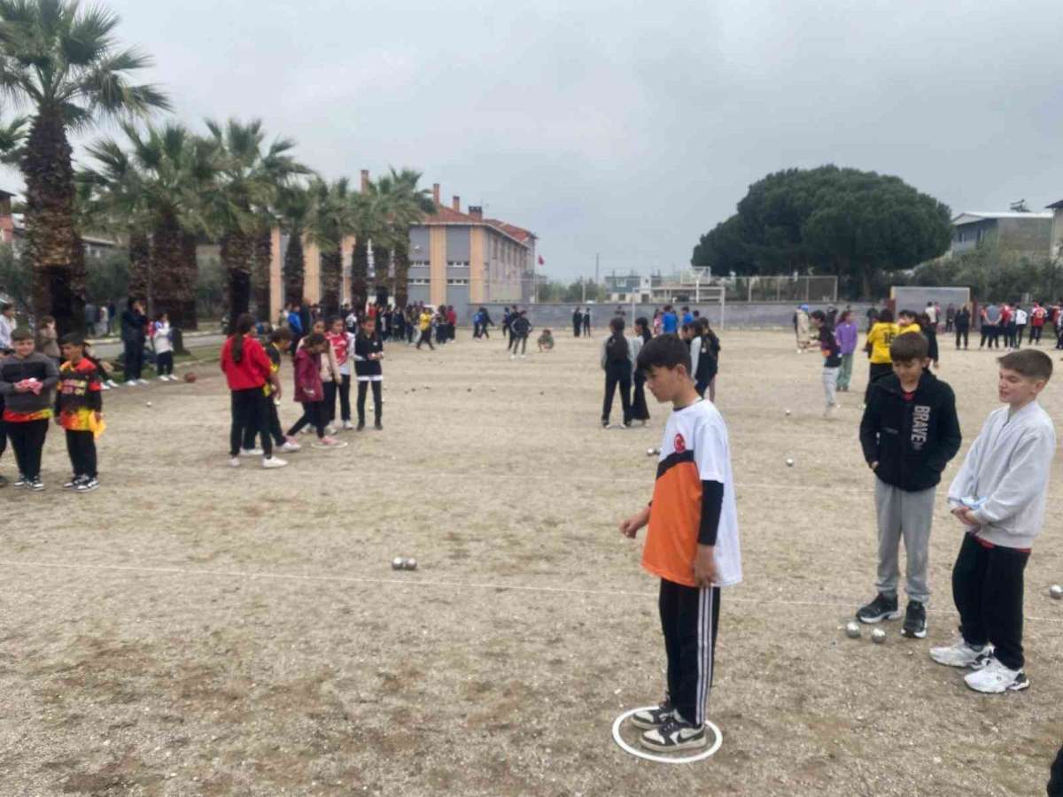 Manisa'da Okul Sporları Bocce Müsabakaları tamamlandı