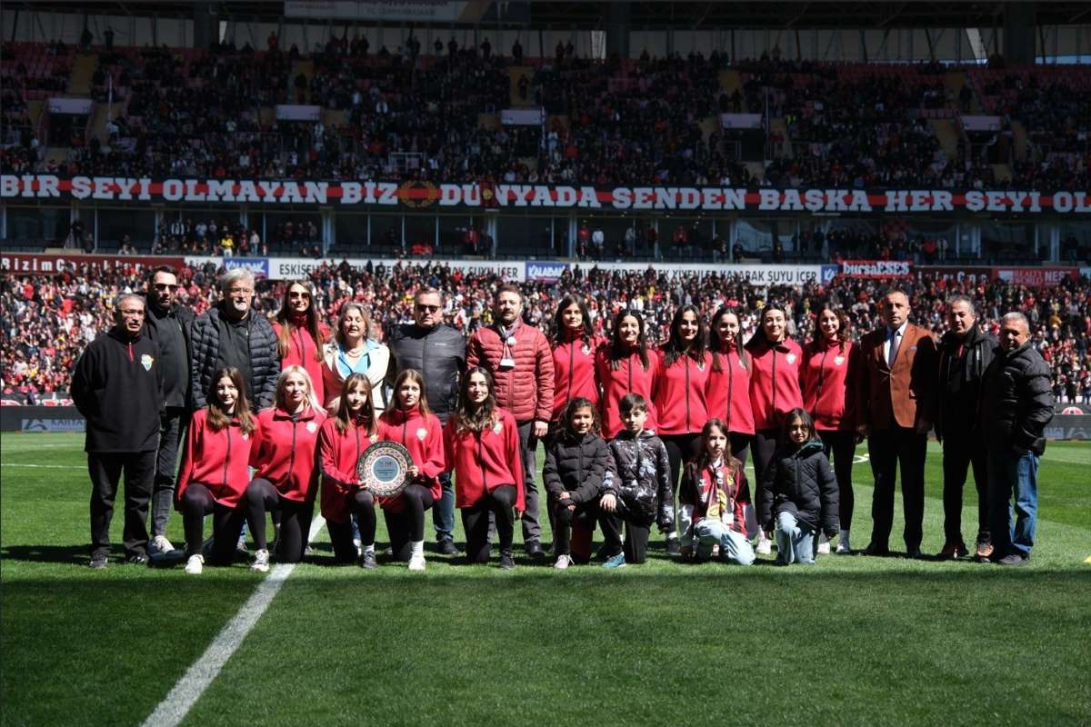 Odunpazarı Kadın Hentbol Takımı Süper Lig'de