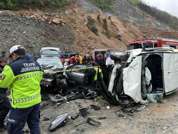 Trabzon'da trafik kazası: 7 yaralı