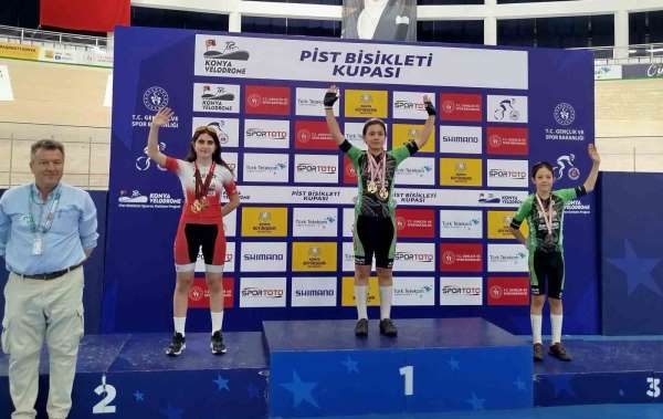 Akhisarlı pedallar Konya'da 3 günde 5 madalya kazandı