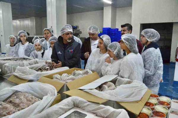 Geleceğin balıkçıları İzmir'de yetişiyor