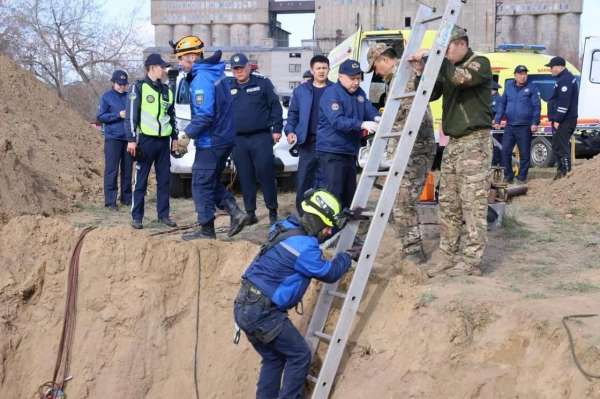 Kazakistan'da su borusu çalışmaları sırasında göçük: 2 ölü