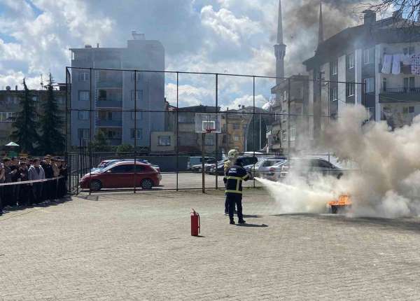 Ordu'da liseli öğrencilere hayat kurtaran yangın tatbikatı