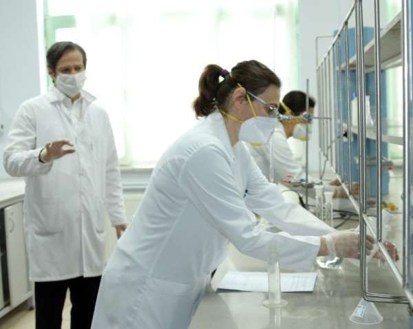 Trakya Üniversitesi'nin dezenfektan üretim kapasitesi günlük 8 tona yükseldi