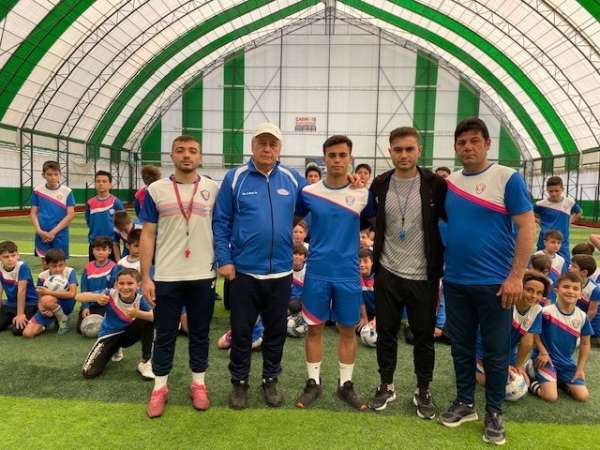 Uğur Yılmaz, U-19 Futsal Milli Takımına seçildi - Isparta haber