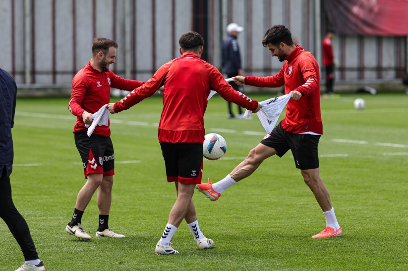 Samsunspor'da, Sivasspor mesaisi sürüyor