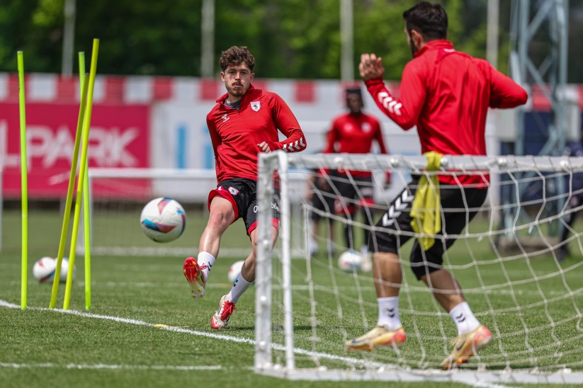 Samsunspor'da, Sivasspor mesaisi sürüyor