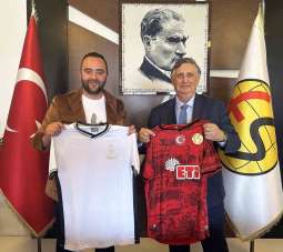 Real Madrid Vakfı'ndan Eskişehirspor'a ziyaret