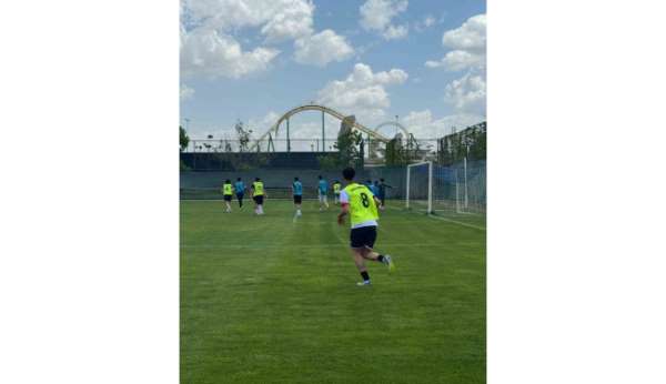 Ankara Demirspor Futbol Akademisi seçmelerine 3 binin üzerinde katılım