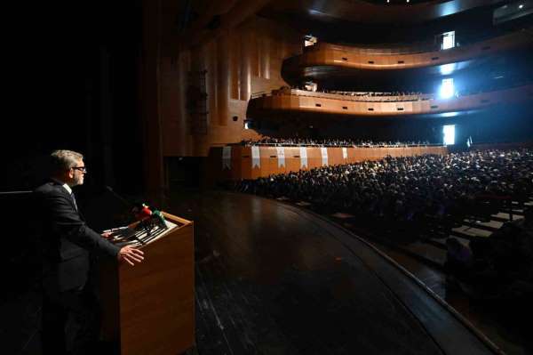 Bursa'da 'Türkiye Yüzyılı Vizyonuyla Eğitimde Kamu ve Özel Sektör Buluşması' gerçekleştirildi