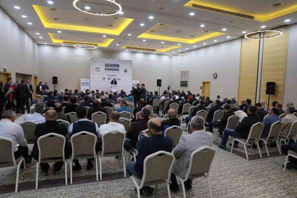 'Şehrin Ekonomisi Erzincan' paneli düzenlendi