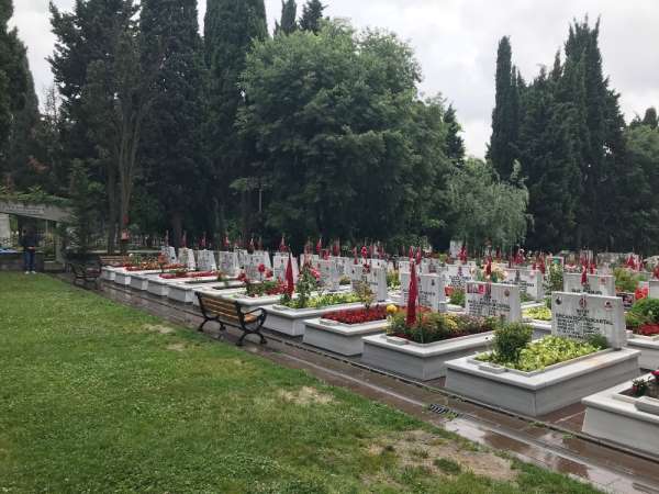 Jandarmanın 181. kuruluş yıl dönümünde Edirnekapı Şehitliği ziyaret edildi 