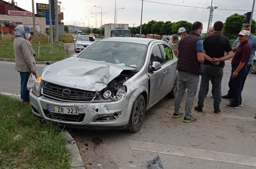Samsun'da yağış peş peşe kazalara sebep oldu