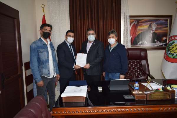 Kırkağaç Belediyesi ile Hizmet İş Sendikası arasında toplu iş sözleşmesi imzalandı