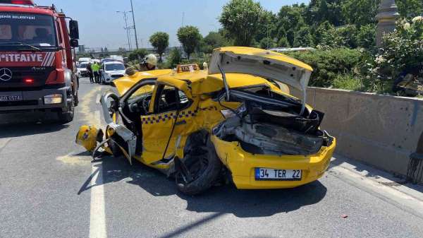 Bayrampaşa'da 5 aracın karıştığı zincirleme kaza: 3 yaralı - İstanbul haber