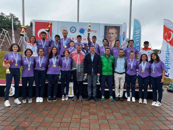 Bursa Büyükşehir Belediyespor Kulübü Kanocuları, Eskişehir'den 4 kupa, 36 madalyayla döndü - Bursa haber