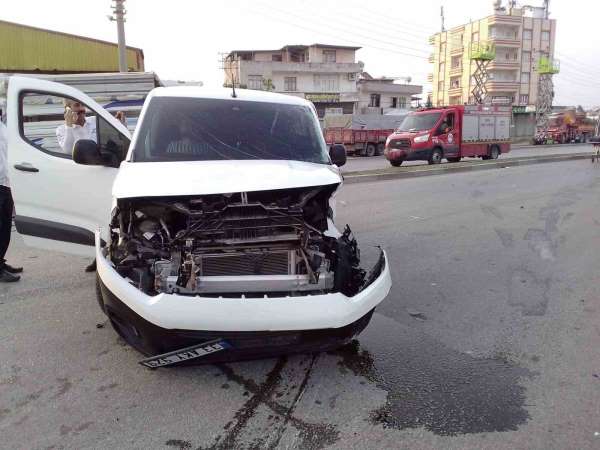 Tarsus'ta 3 ayrı kazada 12 kişi yaralandı