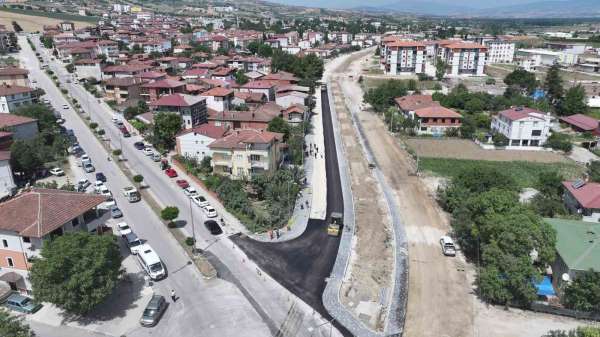 Erbaa Yılmaz Kayalar Bulvarı ikinci etapta asfalt çalışmalarına başlandı