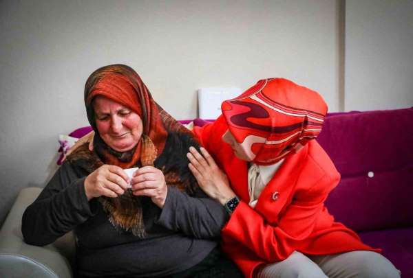 Bakan Göktaş'tan şehit ailesine ziyaret