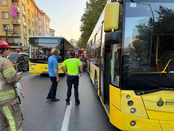 Eyüpsultan'da aynı yerde iki İETT otobüsü kazası: Motosiklet altında kaldı, bir aileye arkadan çarptı