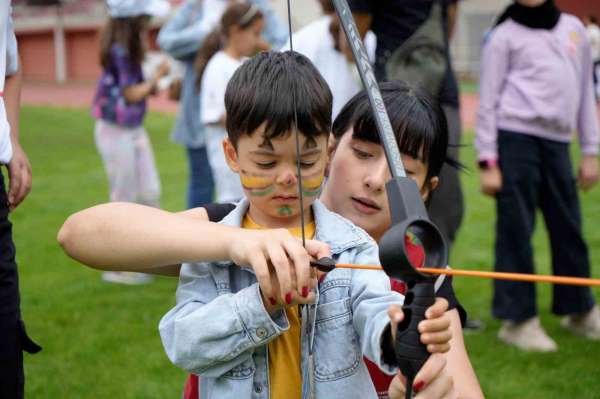 Gümüşhane'de çocuklara özel Gençlik Spor Festivali düzenlendi