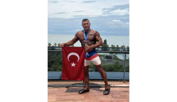 Bolu İl Emniyet Müdür Yardımcısı Türker Uygur, Dünya şampiyonu oldu