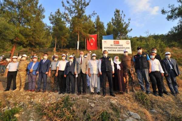 15 Temmuz Demokrasi Şehitleri Hatıra Ormanı'na 200 fidan dikildi 