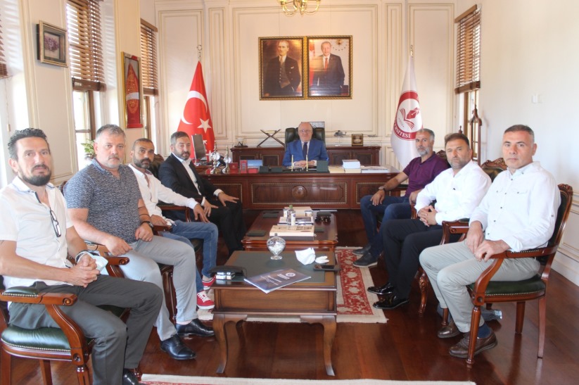 SAYİDER Başkanı Cemil Bilici, yönetim kurulu üyeleri ile Rektör AYDIN'ı ziyaret etti