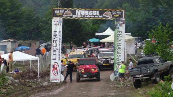 Karadeniz Offroad kupası ikinci yarışları Artvin'de düzenledi