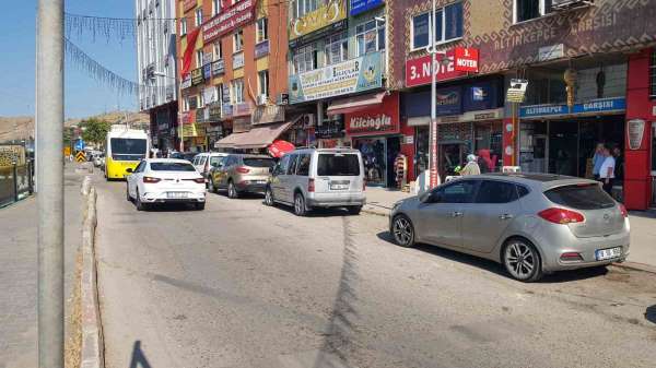 Karabük'te tornavidalı saldırı girişimi kamerada