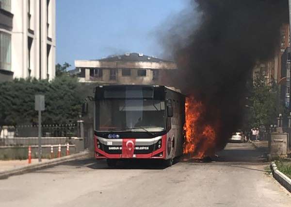 Samsun'da belediye otobüsü alevlere teslim oldu
