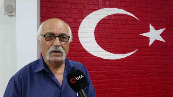 Deprem bölgesine iş makinesini yetiştirmek için 9 saatte Elbistan'a ulaşan tır şoförü konuştu: 'Biz oraya şirk