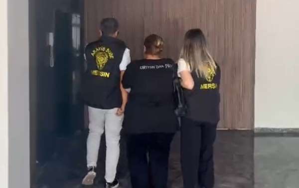 Hapis cezasıyla aranan suçlular tatilde yakalandı: Biri havuzda, diğeri yazlıkta gözaltına alındı