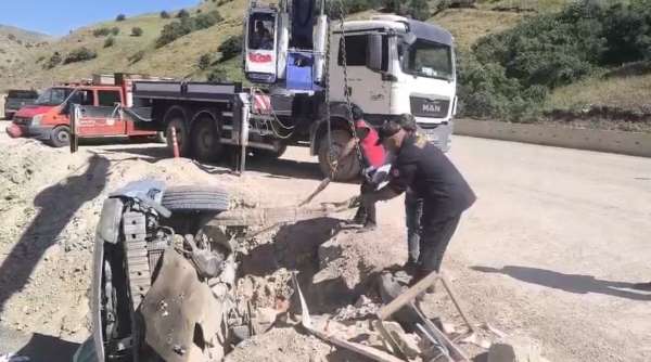 Yüksekova'da trafik kazası: 3 yaralı