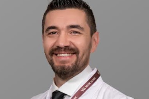 Peyronie hastalığının tedavisi için cerrahi şart