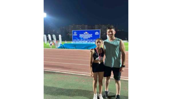 Afyonkarahisarlı yıldız atlet Havana Top bronz madalya ile döndü